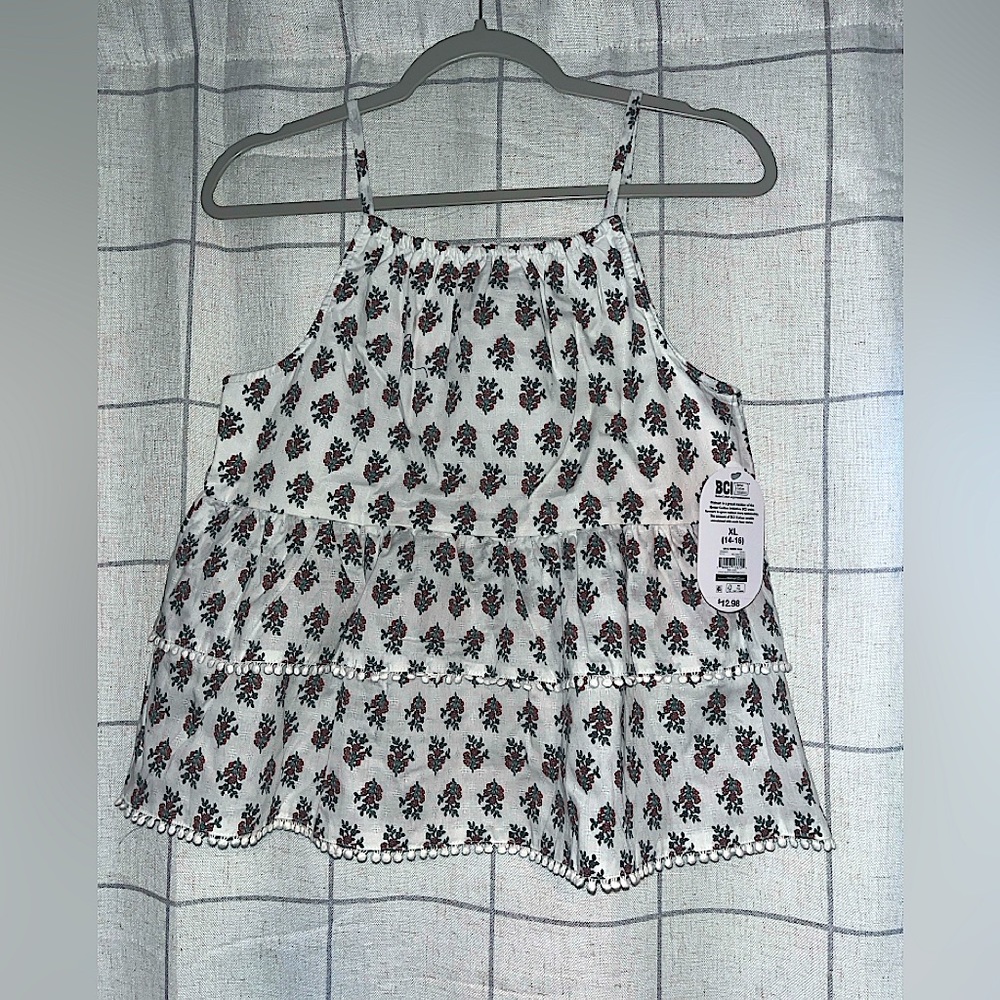 Flutter tank top. NWT.